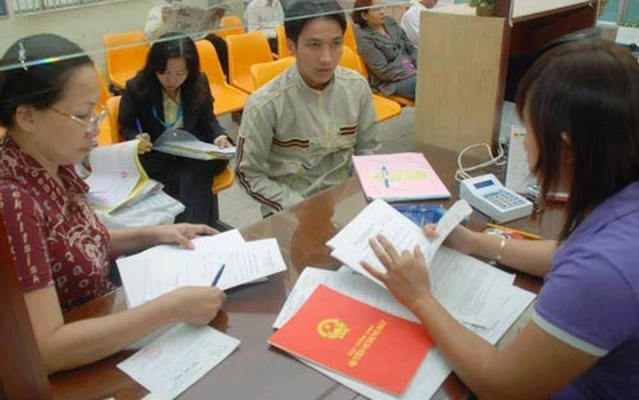 Quy định cấp sổ đỏ khi không đủ giấy tờ, và 7 trường hợp bị hủy sổ từ 2025 - 1