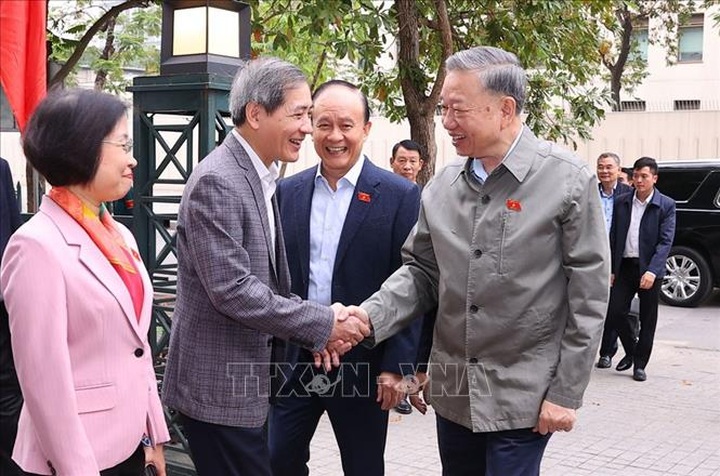 Tinh gọn bộ máy phải giữ được người thực tài - 1