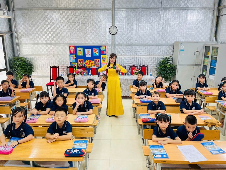 Thu nhập của giáo viên từ tiền dạy thêm có phải đóng thuế? - 1 Thu nhập của giáo viên từ tiền dạy thêm có phải đóng thuế? - 1