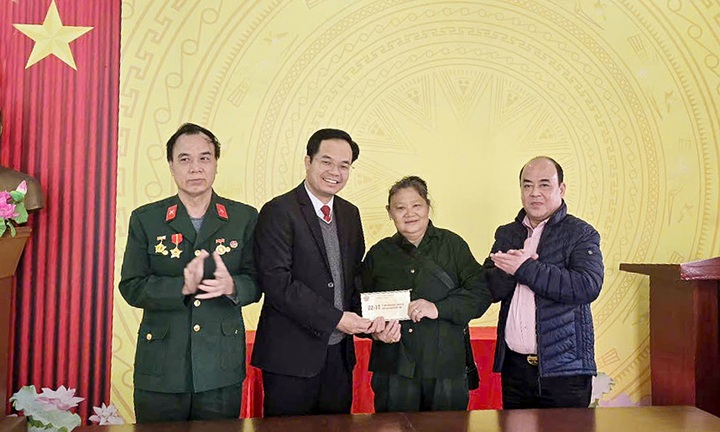 Bắc Giang tri ân anh hùng liệt sĩ và người có công dịp cuối năm - 4