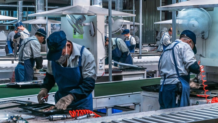 Thưởng Tết 2025 cao nhất ở TPHCM hơn 1,9 tỷ đồng - 1 Thưởng Tết 2025 cao nhất ở TPHCM hơn 1,9 tỷ đồng - 1