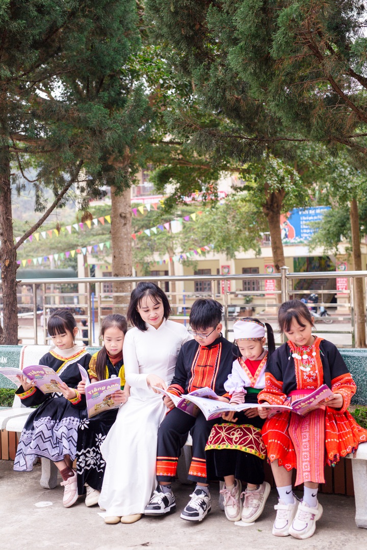 Chant - Phương pháp dạy tiếng Anh hiệu quả cho học sinh vùng cao - 2 Chant - Phương pháp dạy tiếng Anh hiệu quả cho học sinh vùng cao - 2