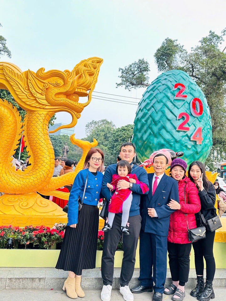 Năm mới kể chuyện tết xưa: Gia đình mấy thế hệ quây quần bên bếp lửa hồng - 5