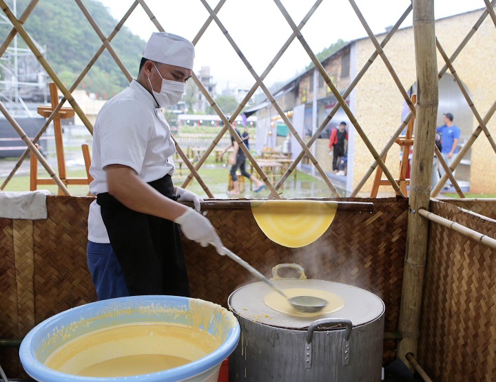 Phở ngô, món đặc sản đặc trưng của vùng cao nguyên đá - 1