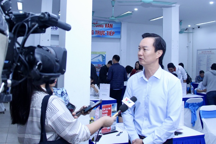 Hà Nội đặt mục tiêu tạo 169 nghìn việc làm mới năm 2025 - 2