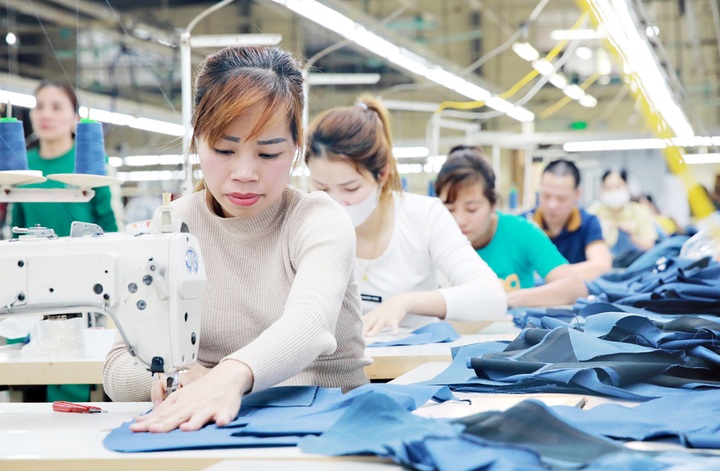 Bắc Giang: Chủ động triển khai biện pháp bảo đảm ATVSLĐ tại nơi làm việc - 1