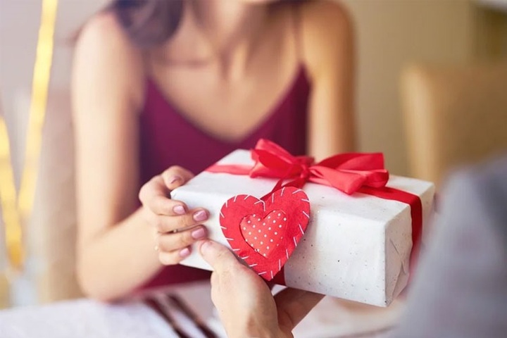 Một số gợi ý giúp bạn chọn món quà Valentine hoàn hảo và tinh tế - 4