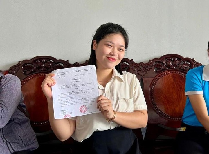 Khi phái đẹp sẵn sàng bước vào môi trường “thép” - 4 Khi phái đẹp sẵn sàng bước vào môi trường “thép” - 4