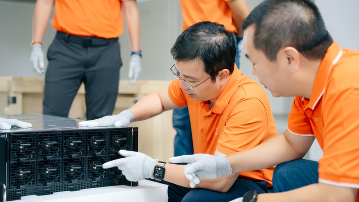 Khơi thông động lực để tăng trưởng kinh tế trên 8%: Trụ cột kinh tế tư nhân - 1