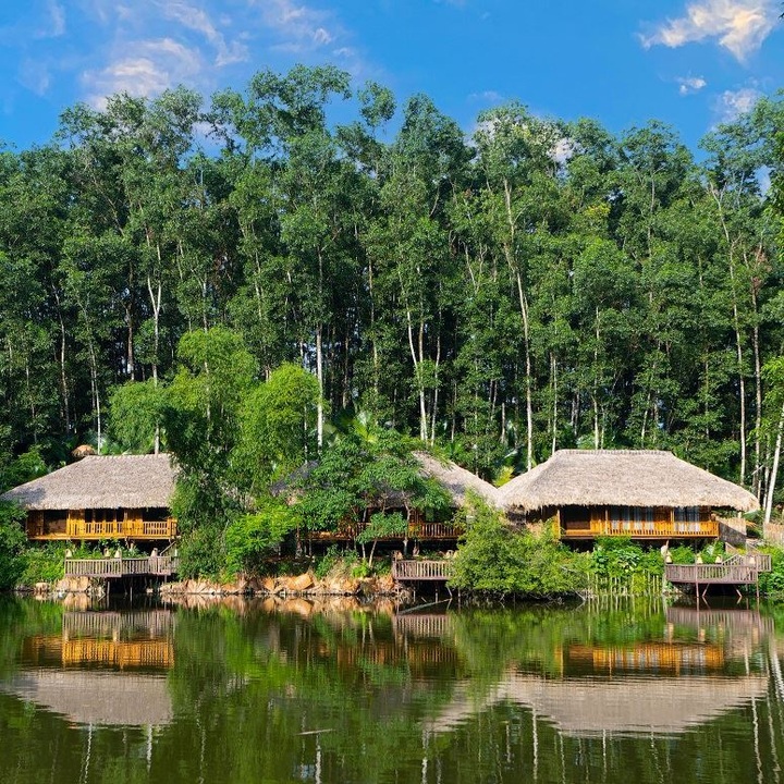 Khám phá “ngôi làng đẹp nhất thế giới” - 3