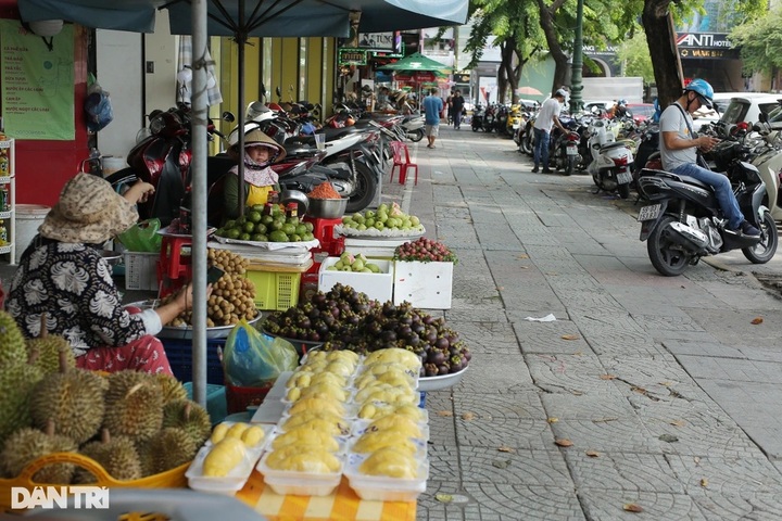 HCM City leases more pavements - 1