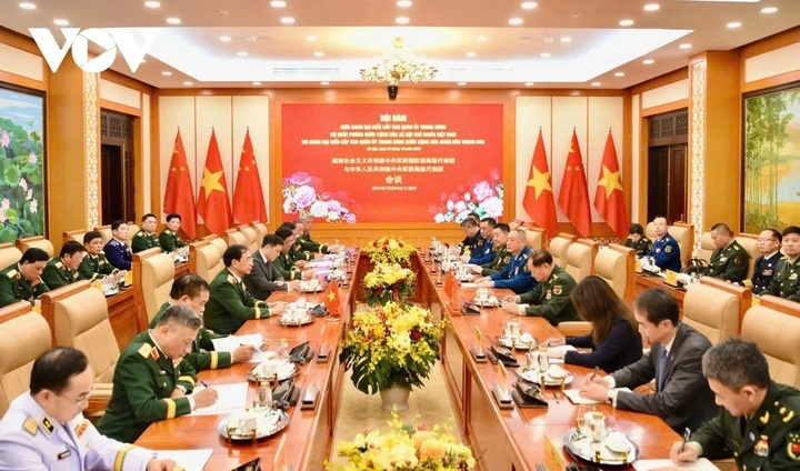 Vietnam and China sign defense cooperation document - 2 Vietnam and China sign defense cooperation document - 2