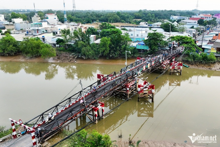 HCM City replaces deteriorating railway bridges - 1