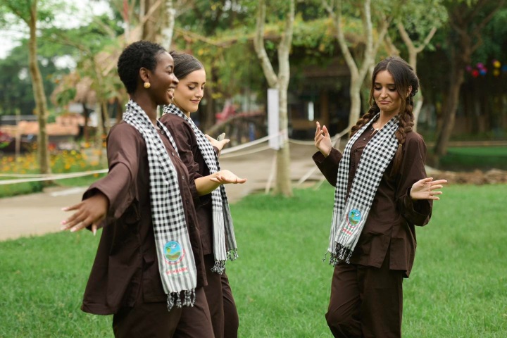 Miss Charm 2024 contestants explore Can Tho - 2 Miss Charm 2024 contestants explore Can Tho - 2