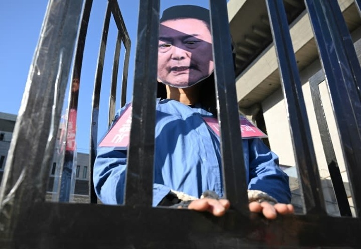 South Korea probe team issues Christmas Day summons for Yoon - 1 South Korea probe team issues Christmas Day summons for Yoon - 1