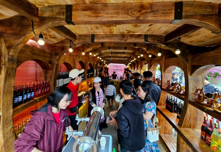 Food street featuring Dalat specialities - 3 Food street featuring Dalat specialities - 3