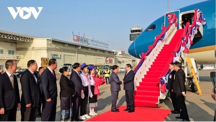 PM Chinh co-chair 47th Inter-Governmental Committee meeting in Laos - 1