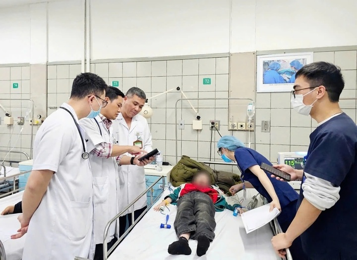 Dozens of students hospitalized after accidental ingestion of rat poison - 1 Dozens of students hospitalized after accidental ingestion of rat poison - 1