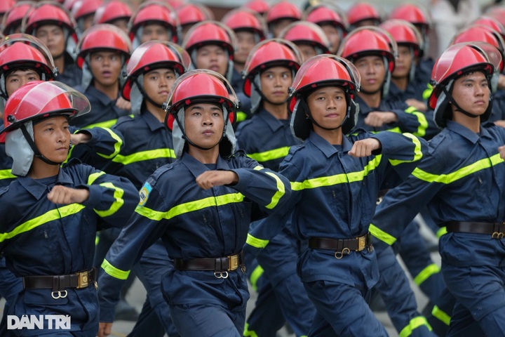 Training for the grand Southern Liberation Day military parade - 14