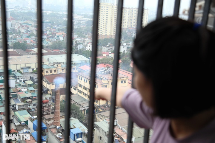 Hanoi apartment residents suffer from severe air pollution - 2