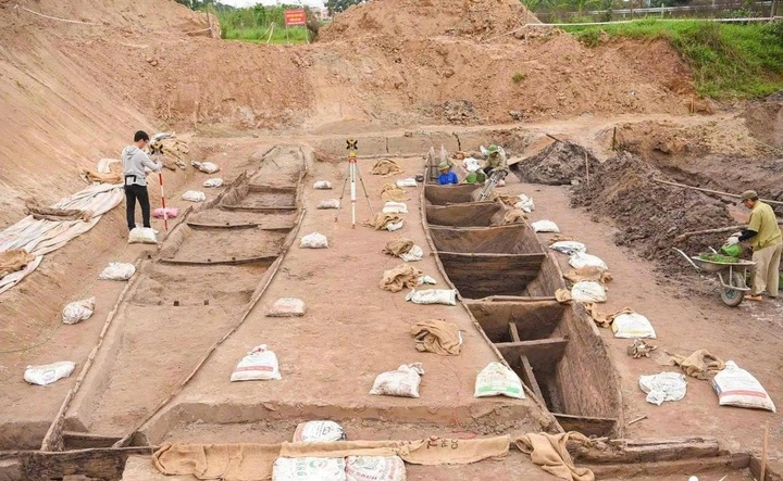Experts discuss preserving newly discovered ancient boats - 1 Experts discuss preserving newly discovered ancient boats - 1