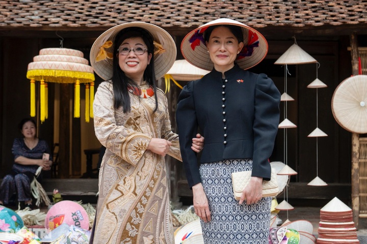 Singaporean PM's wife visits Vietnam Museum of Ethnology - 8 Singaporean PM's wife visits Vietnam Museum of Ethnology - 8