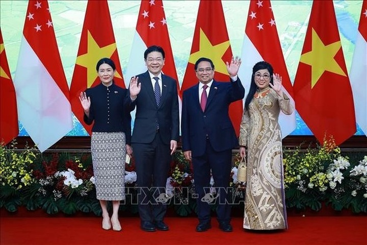 Prime Minister holds talks with visiting Singaporean counterpart - 2