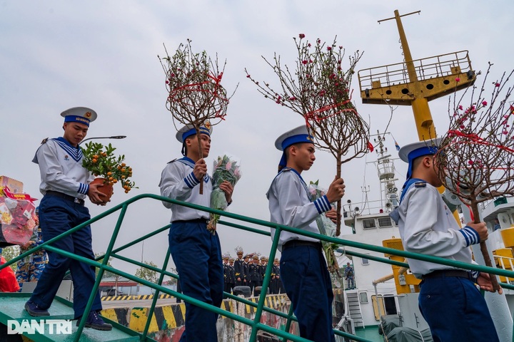 Nine works win awards at the Bringing Spring Home 2025 photo contest - 6