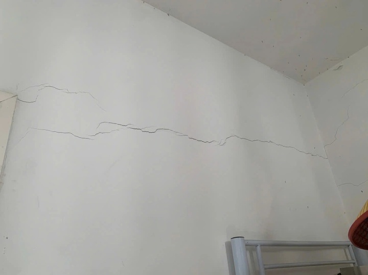 Vietnam trembles after a 7.7-magnitude earthquake in Myanmar - 2