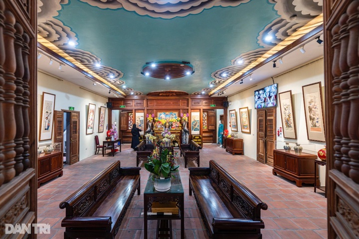 Visiting Hanoi’s oldest statue by Hoan Kiem Lake - 10