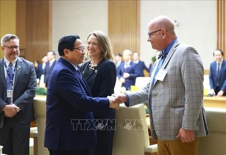 PM urges Vietnamese, US universities to foster stronger cooperation - 1