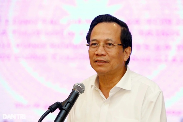 Vietnam aims to eradicate 400,000 dilapidated houses this year - 1