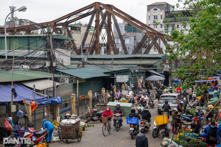 Long Bien Market severely deteriorates - 2 Long Bien Market severely deteriorates - 2