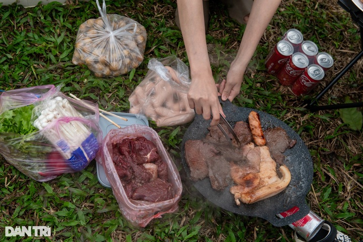 Hanoi national park draws crowds on Hung Kings’ Commemoration break - 6 Hanoi national park draws crowds on Hung Kings’ Commemoration break - 6