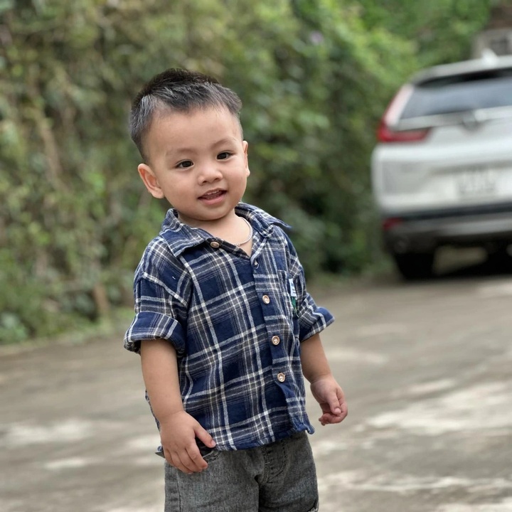 Three-year-old saves friend from construction pit - 1