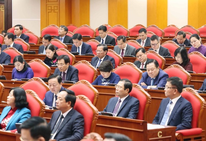 11th plenum focuses on bold restructuring, roadmap to 14th Party Congress - 2