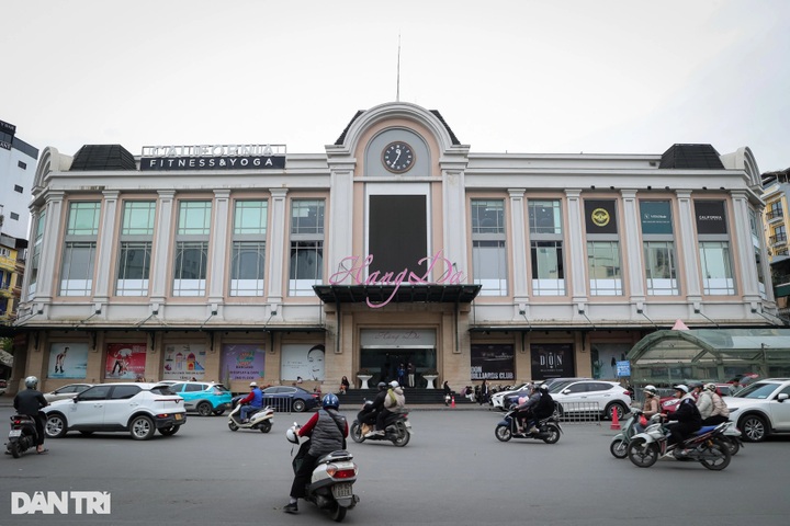 Hanoi's underground market draws foreign visitors - 1 Hanoi's underground market draws foreign visitors - 1