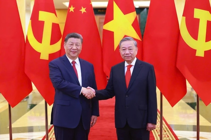 Top leaders of Vietnam, China hold talks in Hanoi - 1 Top leaders of Vietnam, China hold talks in Hanoi - 1