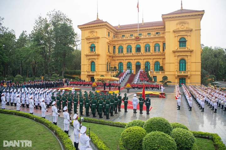 Official welcome ceremony held for top Chinese leader in Hanoi - 2 Official welcome ceremony held for top Chinese leader in Hanoi - 2