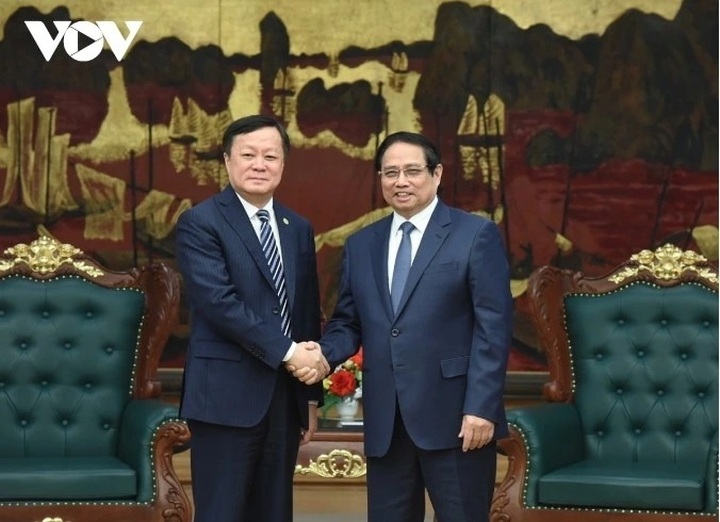 Vietnam pushes for deeper aviation ties with China’s COMAC - 1