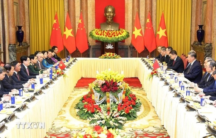 President Xi's visit a new milestone in history of Vietnam-China friendship - 2 President Xi's visit a new milestone in history of Vietnam-China friendship - 2