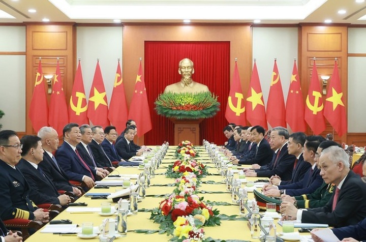 Top leaders of Vietnam, China hold talks in Hanoi - 2 Top leaders of Vietnam, China hold talks in Hanoi - 2