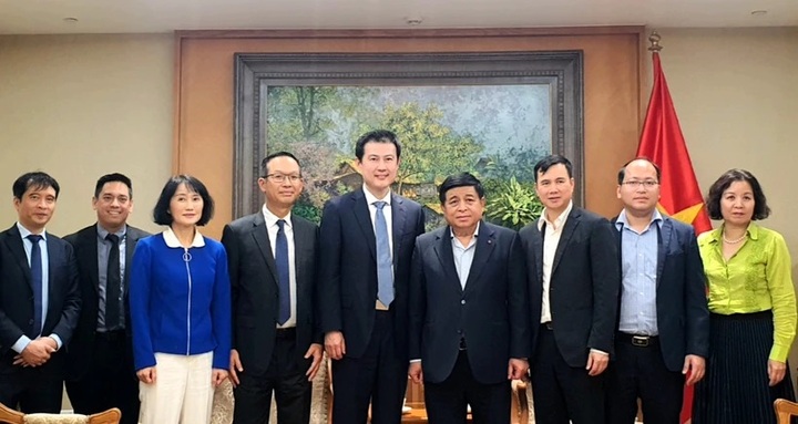 US chipmaker urged to help Vietnam develop AI, semiconductor hub - 1 US chipmaker urged to help Vietnam develop AI, semiconductor hub - 1