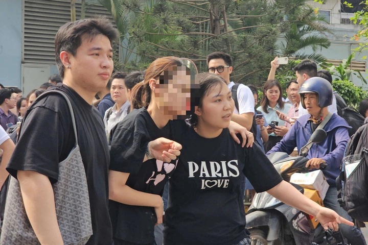 Fire breaks out at 18-storey building in Hanoi - 4