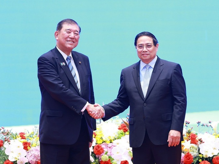 Vietnamese, Japanese PMs attend forum on strategic industries cooperation - 2