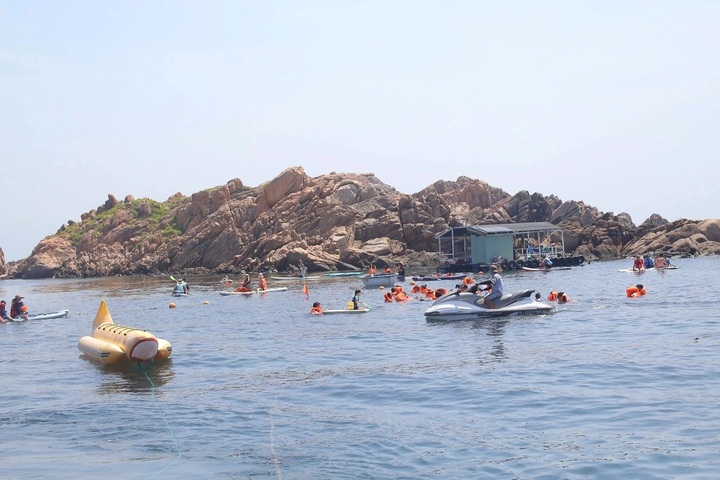 Out-of-control jet ski kills 8-year-old - 1