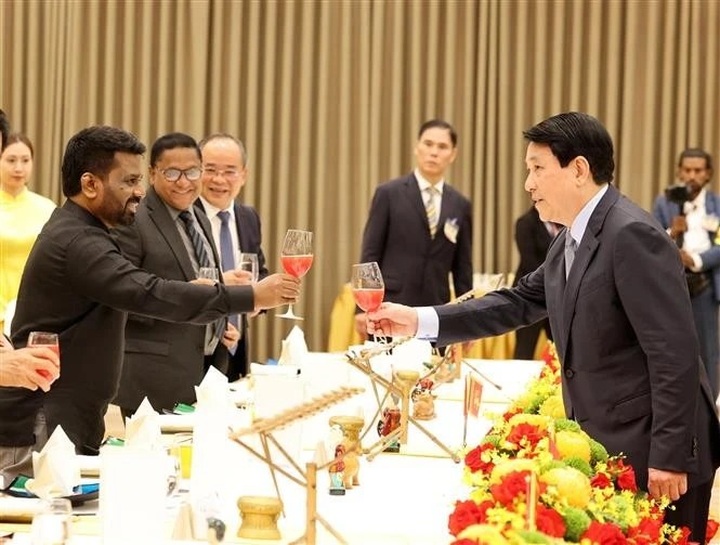 State leader hosts banquet for visiting Sri Lankan President - 1 State leader hosts banquet for visiting Sri Lankan President - 1