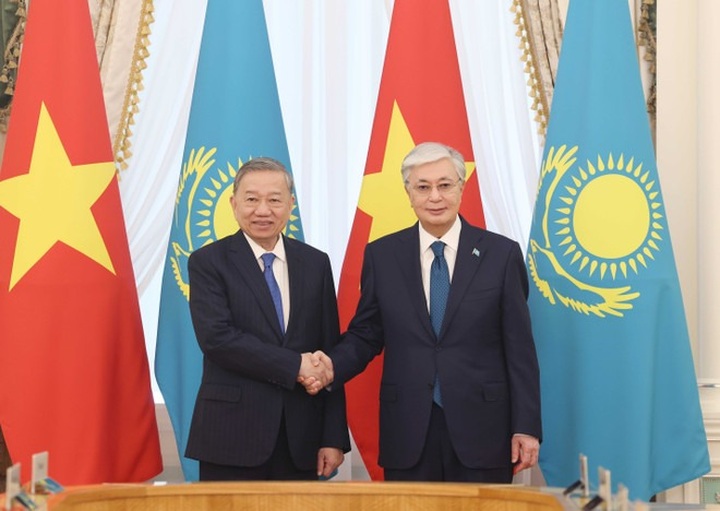 Vietnam, Kazakhstan upgrade bilateral ties to strategic partnership - 2 Vietnam, Kazakhstan upgrade bilateral ties to strategic partnership - 2