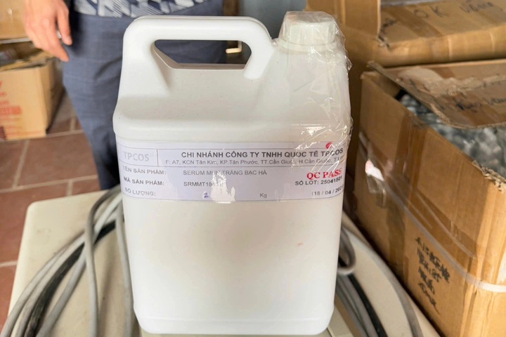 Counterfeit cosmetics operation busted in Bac Giang - 7