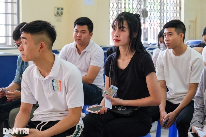 Nearly 48,000 Vietnamese ​workers ​sent ​abroad in ​first ​four ​months - 1